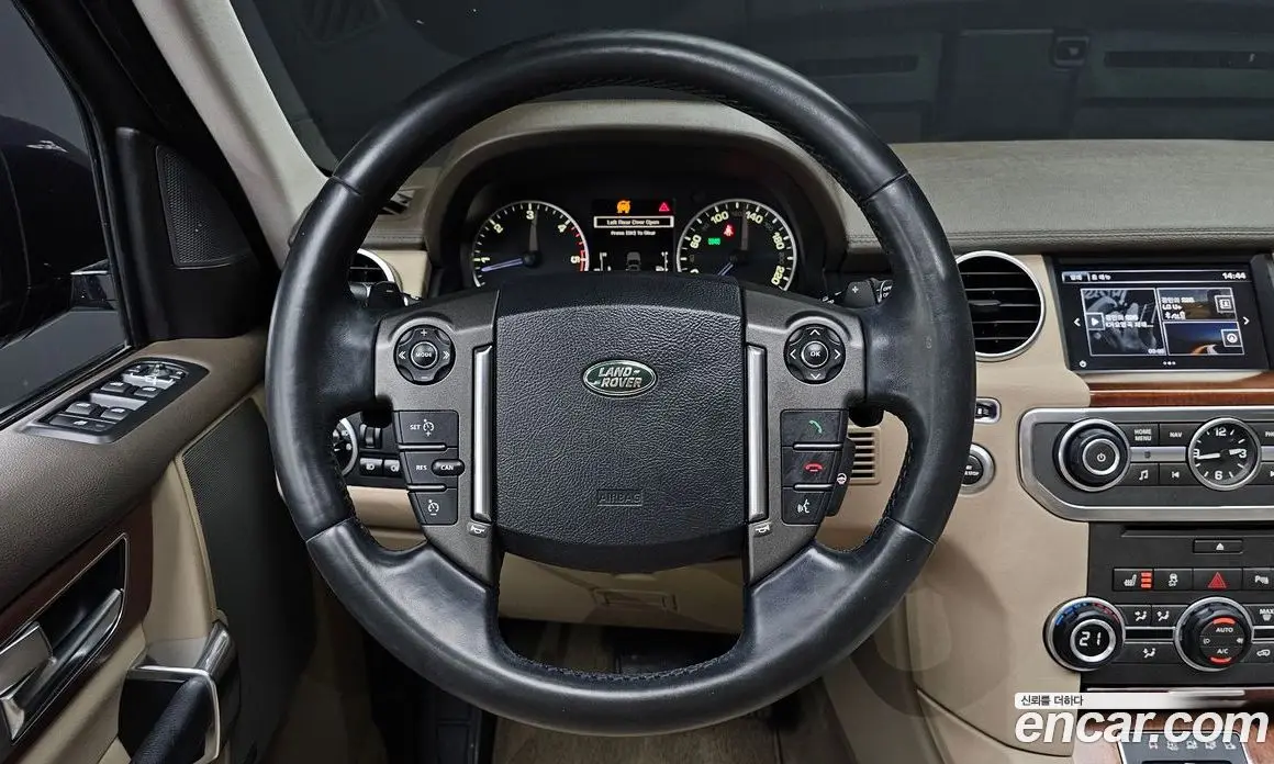 Land Rover Discovery 2016 3.0 автомат (гидро), фото 13
