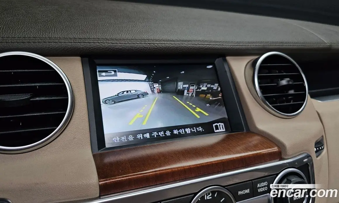 Land Rover Discovery 2016 3.0 автомат (гидро), фото 15