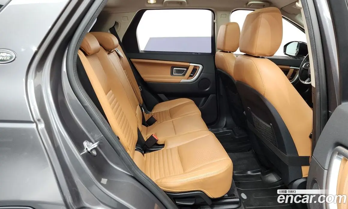 Land Rover Discovery Sport 2019 2.0 автомат (гидро), фото 17