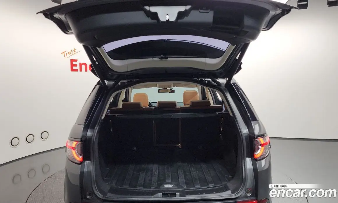 Land Rover Discovery Sport 2019 2.0 автомат (гидро), фото 25