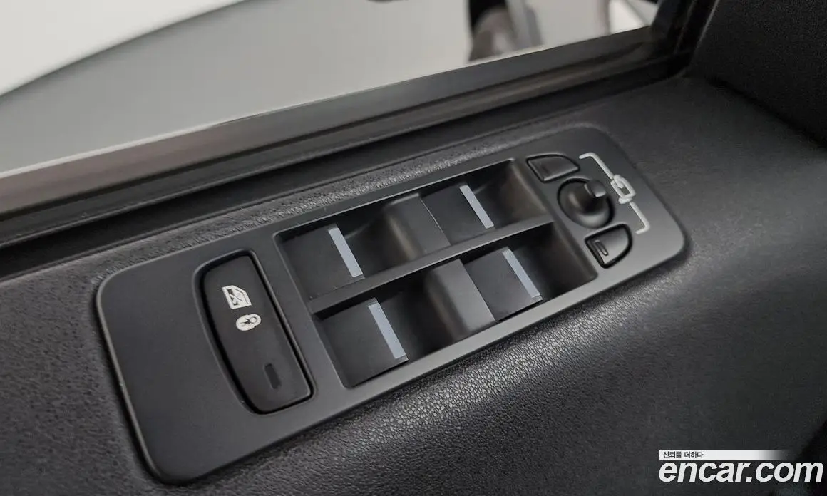 Land Rover Discovery Sport 2019 2.0 автомат (гидро), фото 28