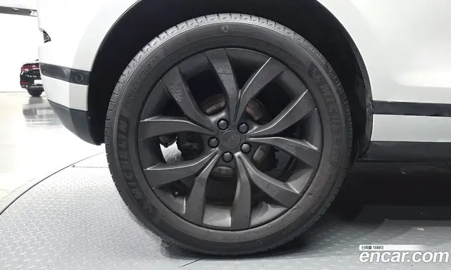 Land Rover Range Rover Evoque 2019 2.0 автомат (гидро), миниатюра 5