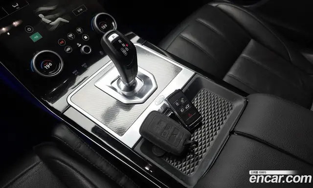 Land Rover Range Rover Evoque 2019 2.0 автомат (гидро), миниатюра 9