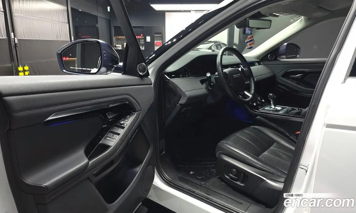 Land Rover Range Rover Evoque 2019 2.0 автомат (гидро), фото 10