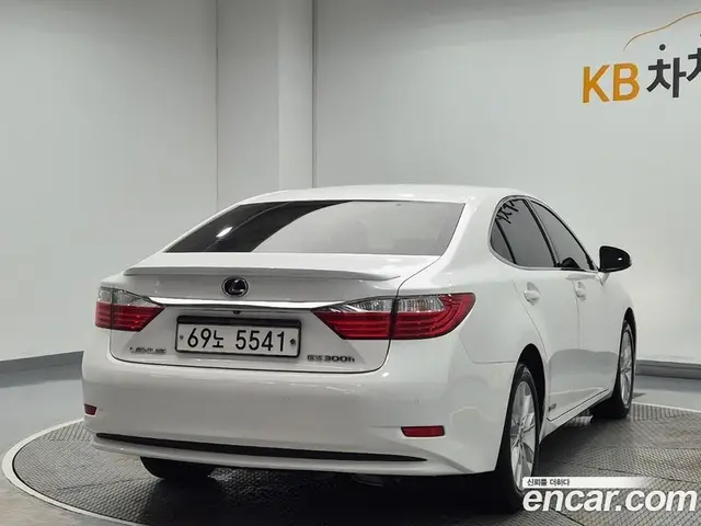 Lexus ES 2013 2.5 автомат (гидро), миниатюра 3
