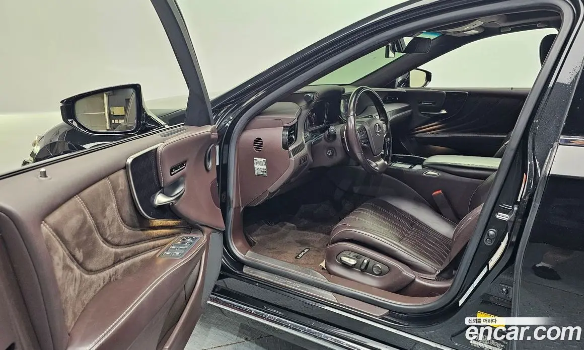 Lexus LS 2019 3.4 автомат (гидро), фото 10