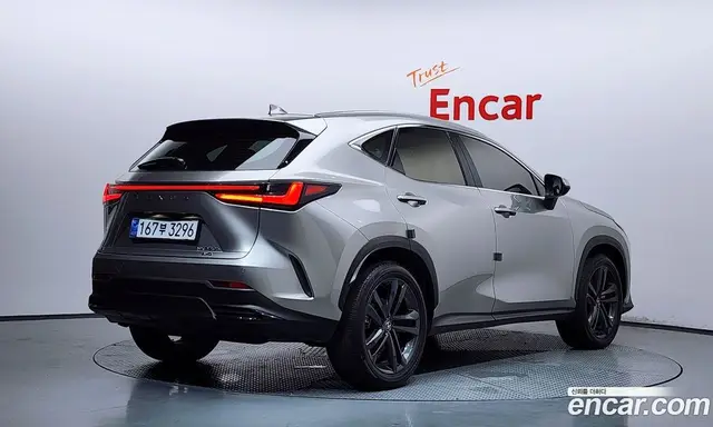 Lexus NX 2024 2.5 автомат (гидро), миниатюра 2