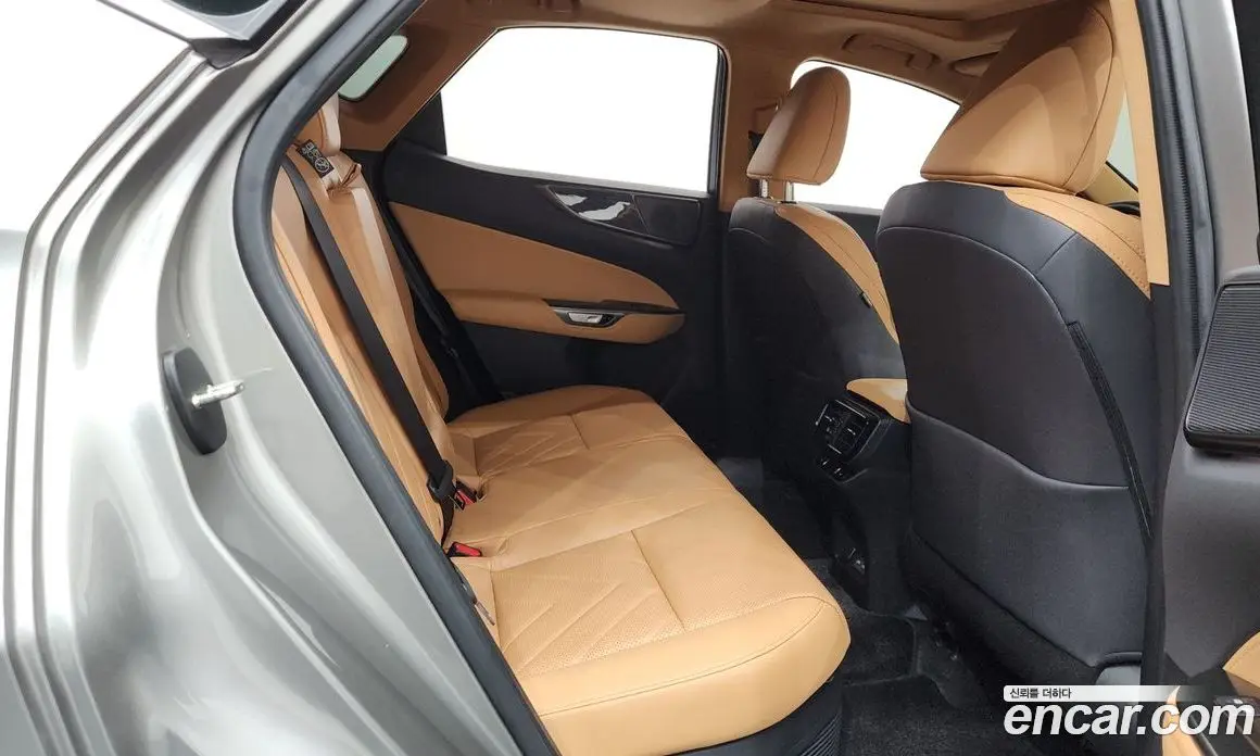 Lexus NX 2024 2.5 автомат (гидро), фото 11