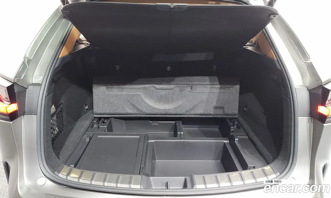 Lexus NX 2024 2.5 автомат (гидро), фото 19