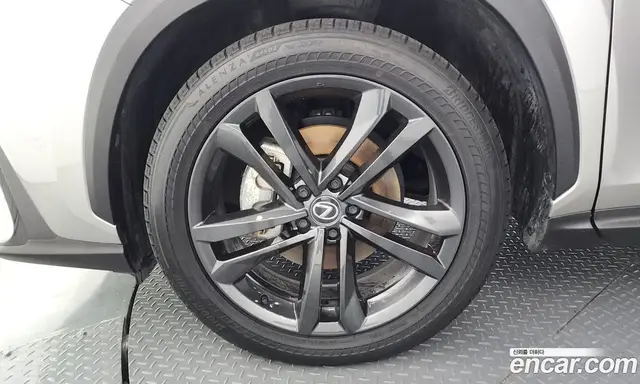 Lexus NX 2024 2.5 автомат (гидро), миниатюра 5