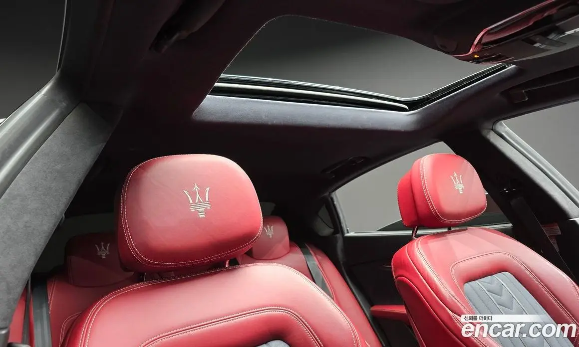 Maserati Quattroporte 2019 3.0 автомат (гидро), фото 25