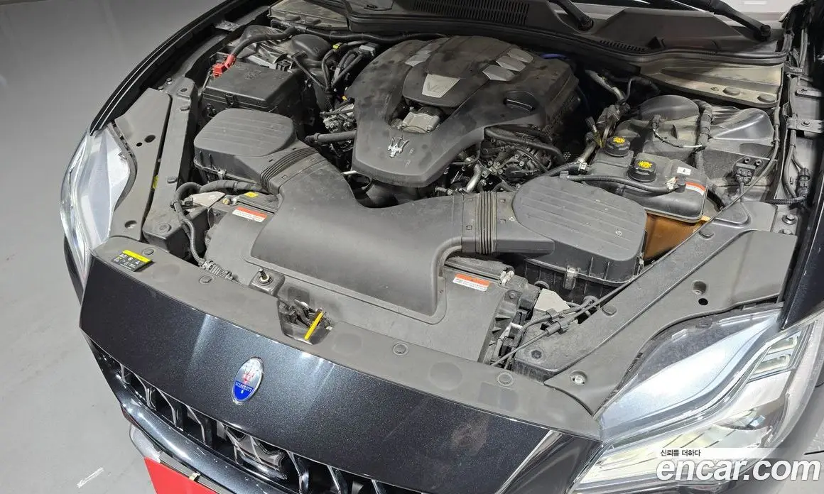 Maserati Quattroporte 2019 3.0 автомат (гидро), фото 6