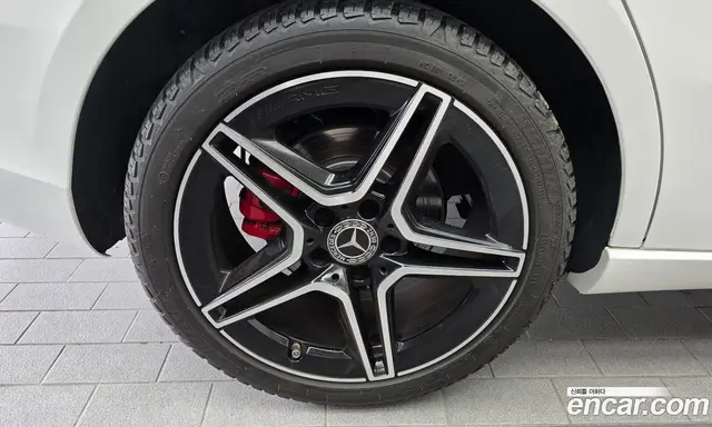 Mercedes-Benz A-Class 2020 2.0 автомат (гидро), миниатюра 5