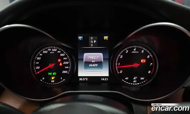 Mercedes-Benz C-Class 2017 2.0 автомат (гидро), миниатюра 8