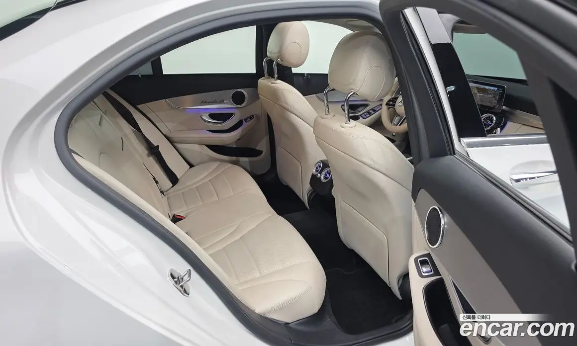 Mercedes-Benz C-Class 2020 2.0 автомат (гидро), фото 12