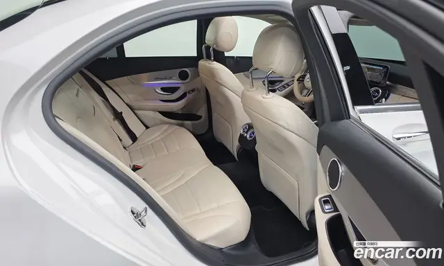 Mercedes-Benz C-Class 2020 2.0 автомат (гидро), миниатюра 12