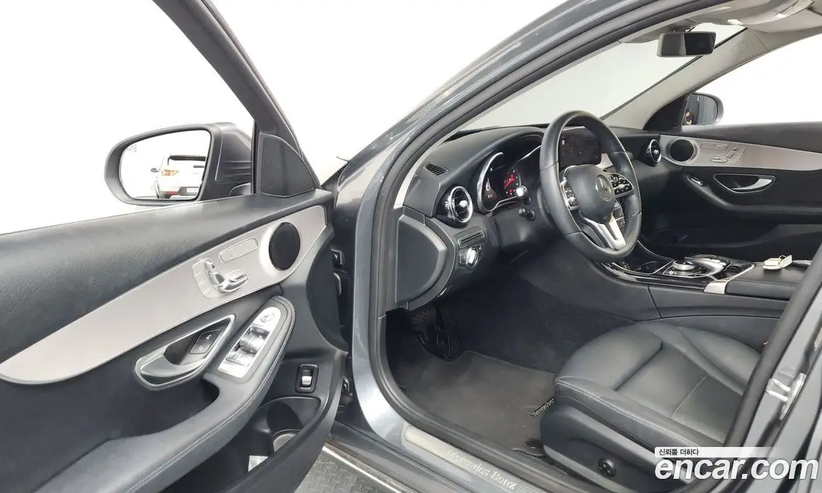 Mercedes-Benz C-Class 2020 2.0 автомат (гидро), фото 13