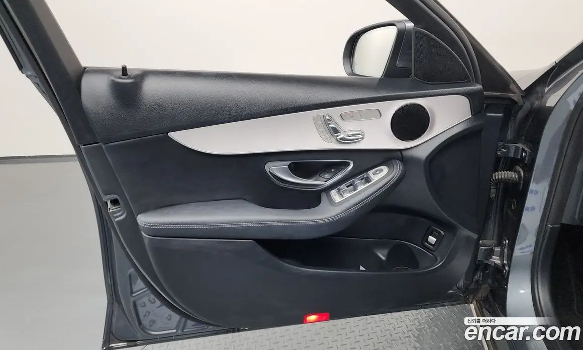 Mercedes-Benz C-Class 2020 2.0 автомат (гидро), фото 14