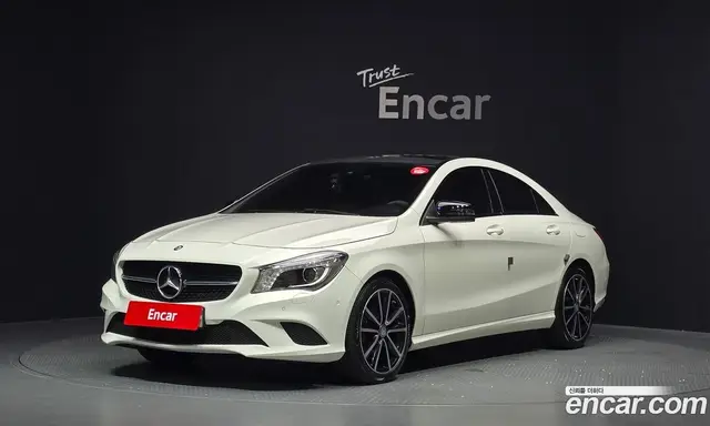 Mercedes-Benz CLA-Class 2015 2.1 автомат (гидро), миниатюра 1