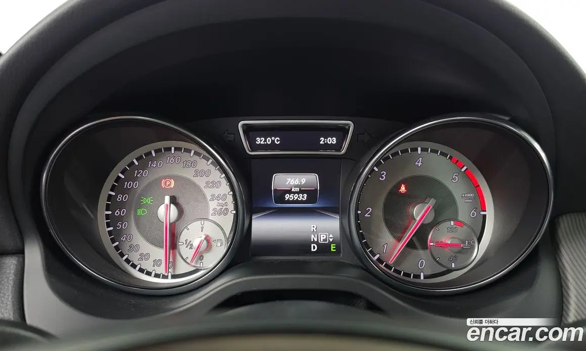 Mercedes-Benz CLA-Class 2015 2.1 автомат (гидро), фото 8
