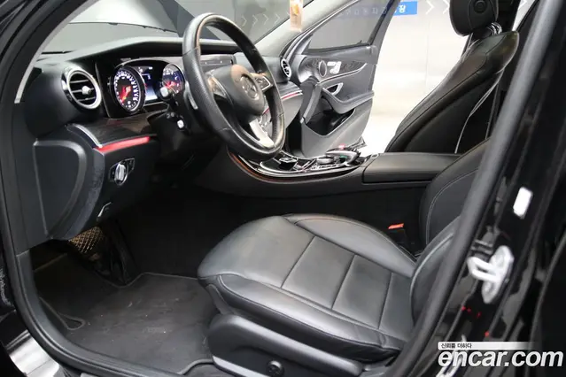 Mercedes-Benz E-Class 2018 2.0 автомат (гидро), миниатюра 11