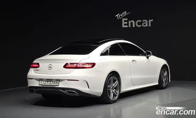 Mercedes-Benz E-Class 2018 1.9 автомат (гидро), миниатюра 2