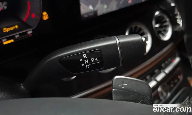 Mercedes-Benz E-Class 2018 1.9 автомат (гидро), миниатюра 12