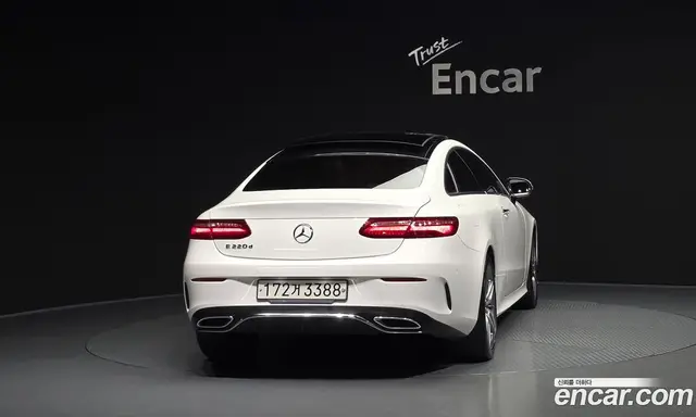 Mercedes-Benz E-Class 2018 1.9 автомат (гидро), миниатюра 4