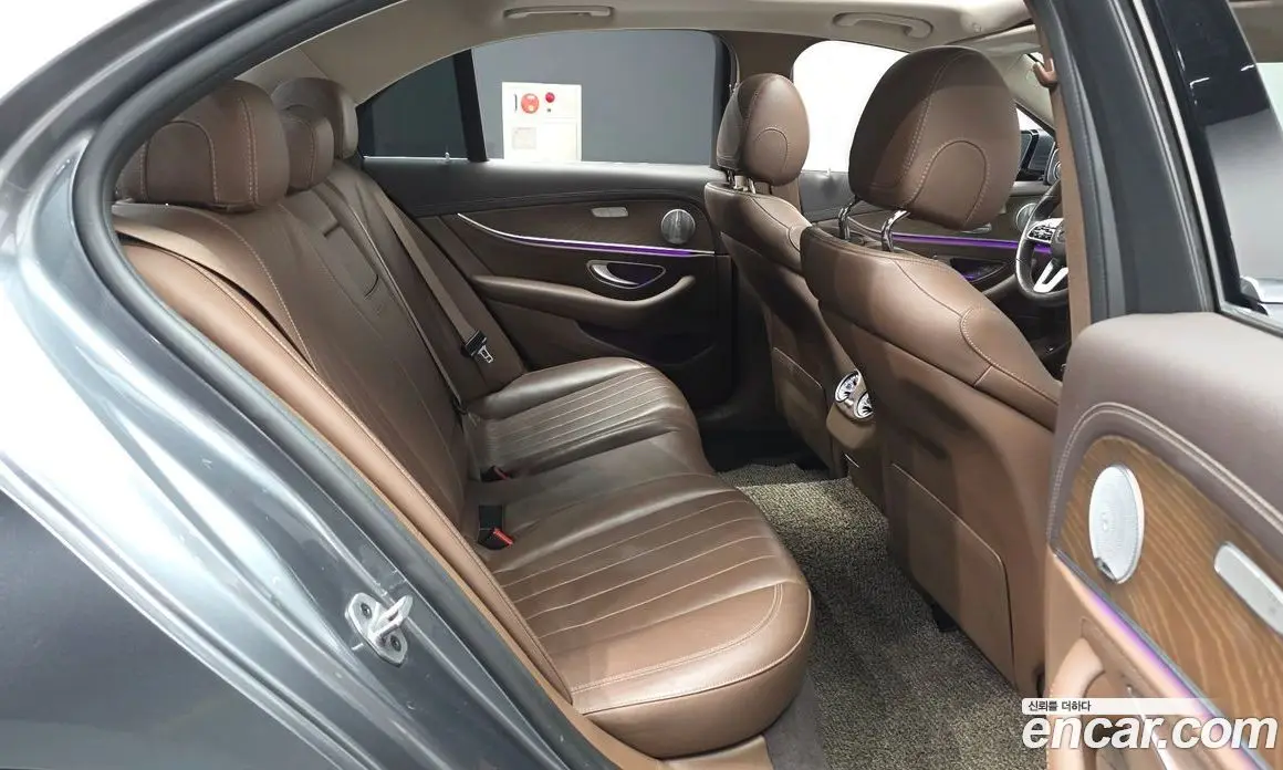 Mercedes-Benz E-Class 2019 1.9 автомат (гидро), фото 11