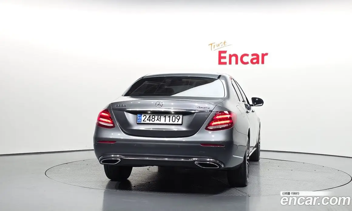 Mercedes-Benz E-Class 2019 1.9 автомат (гидро), фото 4