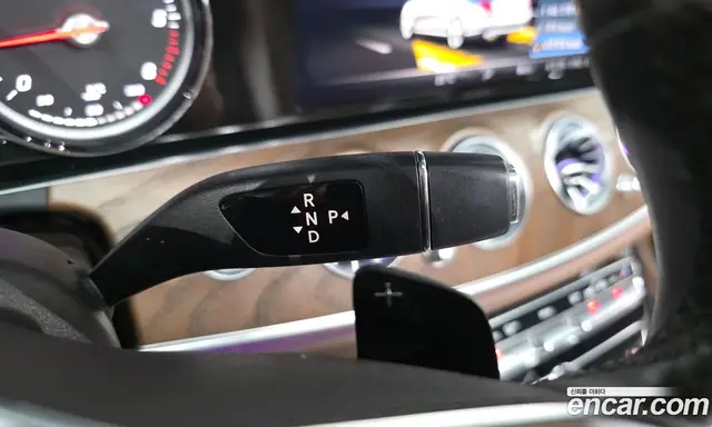 Mercedes-Benz E-Class 2019 1.9 автомат (гидро), миниатюра 9