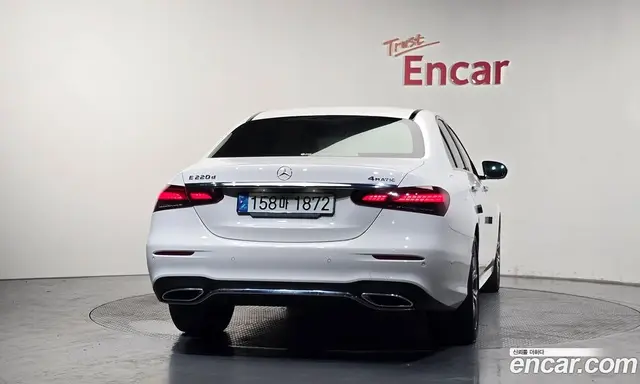 Mercedes-Benz E-Class 2020 1.9 автомат (гидро), миниатюра 4