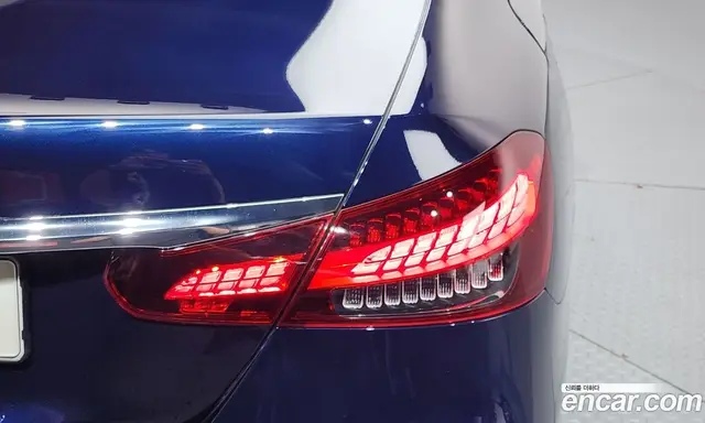 Mercedes-Benz E-Class 2021 2.0 автомат (гидро), миниатюра 9