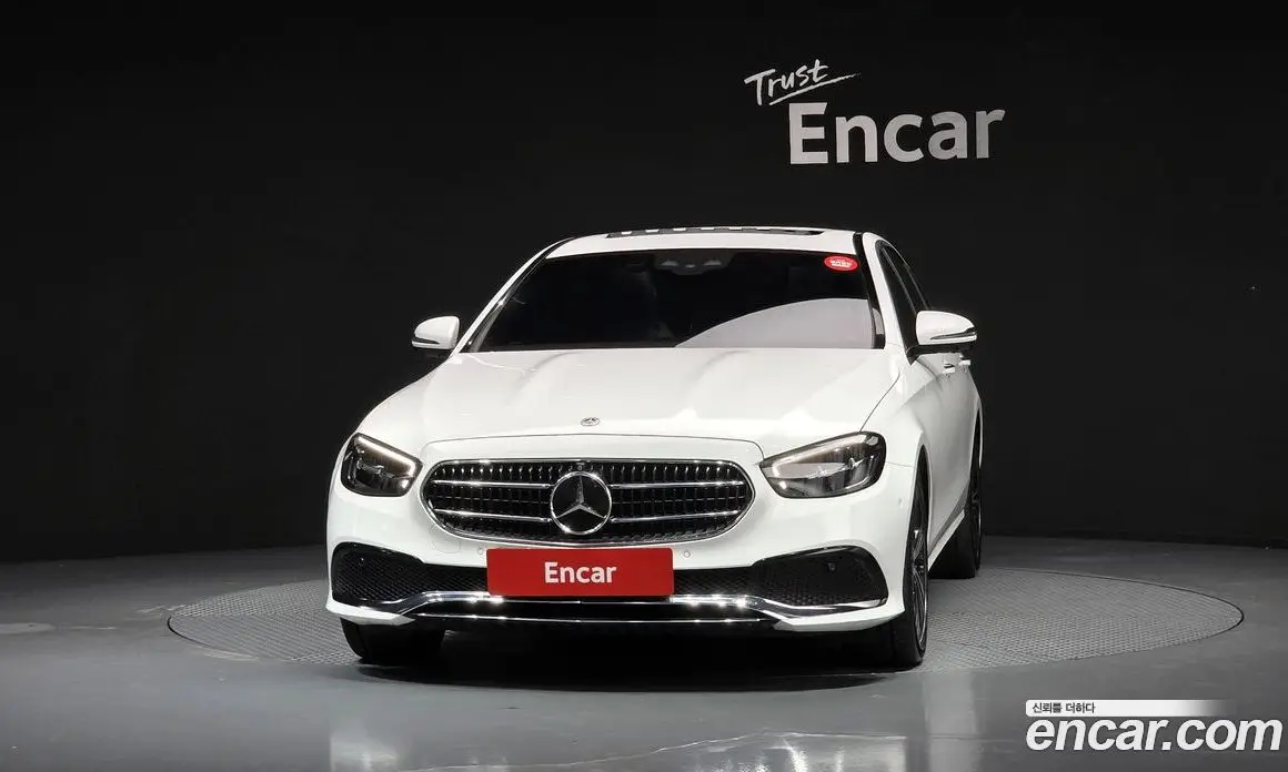 Mercedes-Benz E-Class 2022 2.0 автомат (гидро), фото 3