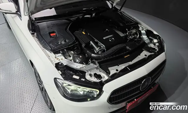 Mercedes-Benz E-Class 2022 2.0 автомат (гидро), миниатюра 6