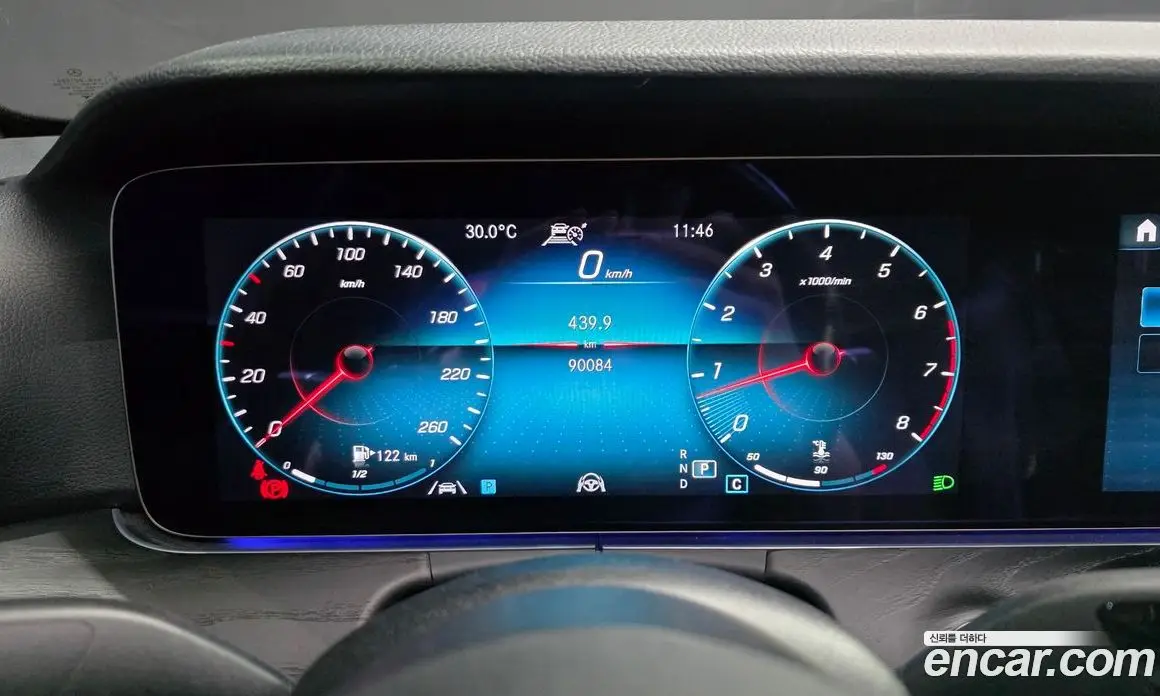 Mercedes-Benz E-Class 2022 2.0 автомат (гидро), фото 8