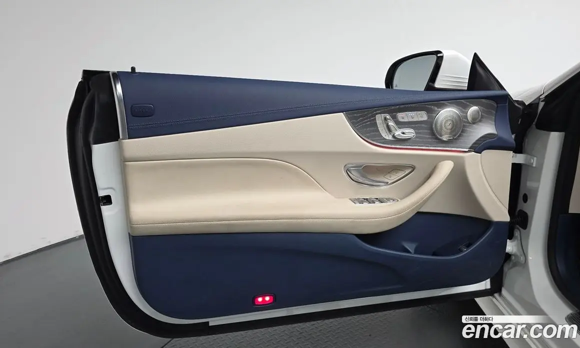 Mercedes-Benz E-Class 2023 3.0 автомат (гидро), фото 13