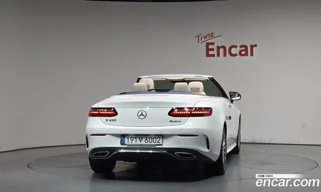 Mercedes-Benz E-Class 2023 3.0 автомат (гидро), миниатюра 3