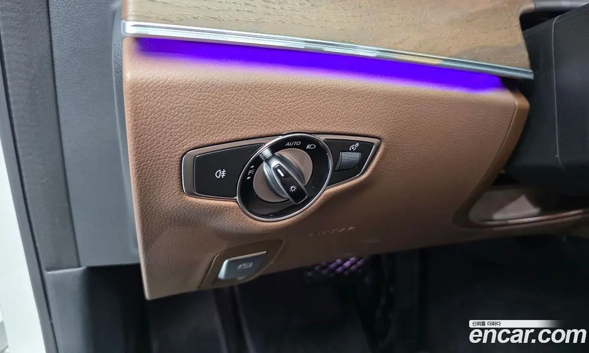 Mercedes-Benz E-Class 2023 1.9 автомат (гидро), фото 31