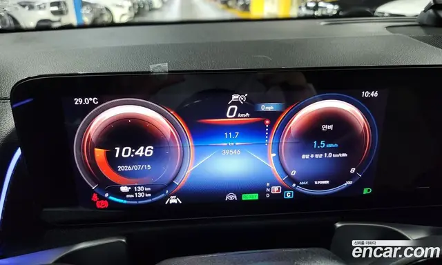 Mercedes-Benz EQB 2023 0.1 автомат (гидро), миниатюра 5