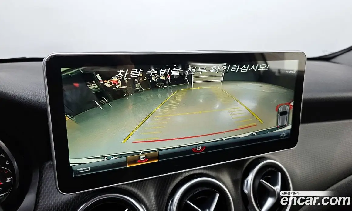 Mercedes-Benz GLA-Class 2018 2.0 автомат (гидро), фото 14