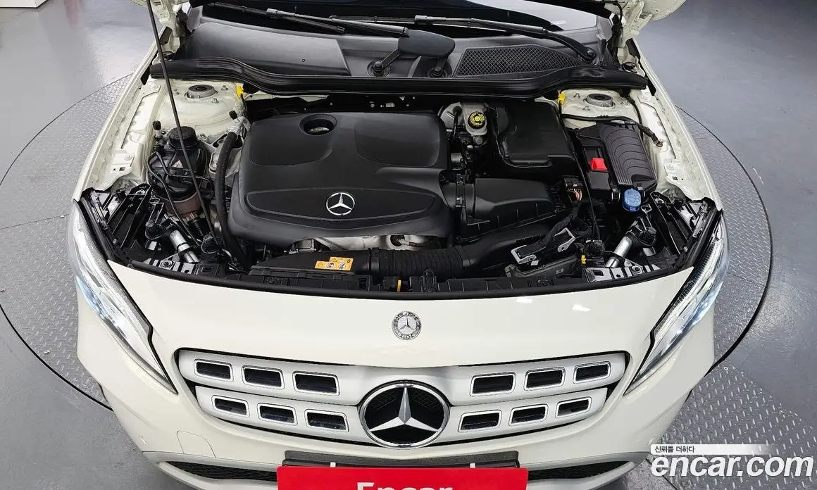Mercedes-Benz GLA-Class 2018 2.0 автомат (гидро), фото 6