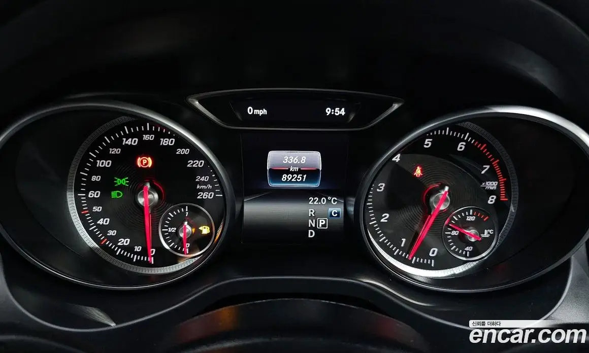 Mercedes-Benz GLA-Class 2018 2.0 автомат (гидро), фото 8