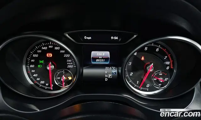 Mercedes-Benz GLA-Class 2018 2.0 автомат (гидро), миниатюра 8