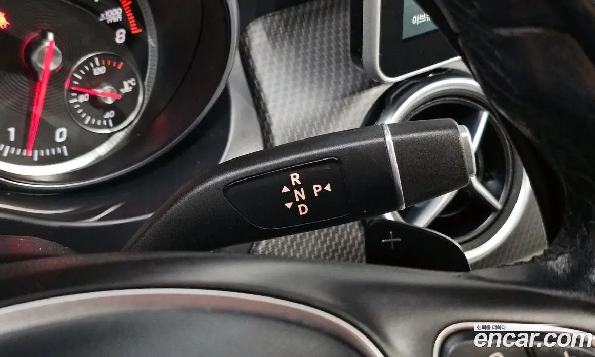 Mercedes-Benz GLA-Class 2018 2.0 автомат (гидро), фото 9