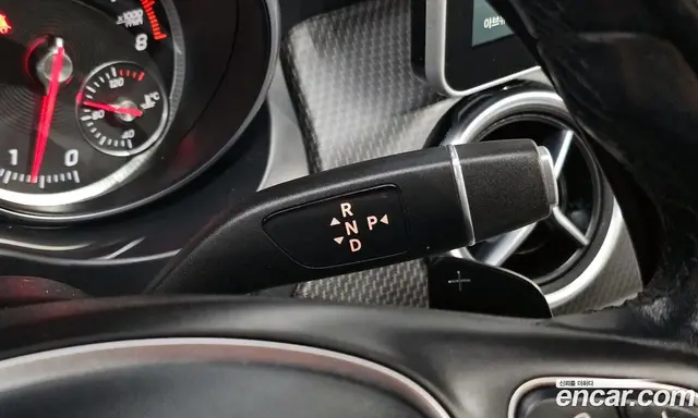 Mercedes-Benz GLA-Class 2018 2.0 автомат (гидро), миниатюра 9