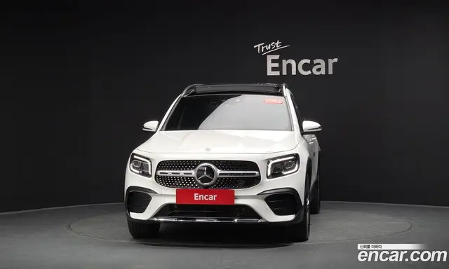 Mercedes-Benz GLB-Class 2022 2.0 автомат (гидро), миниатюра 2
