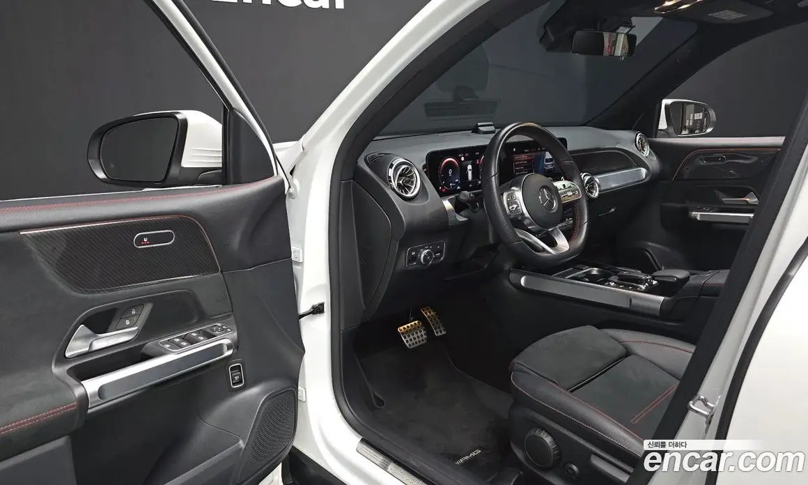 Mercedes-Benz GLB-Class 2022 2.0 автомат (гидро), фото 12