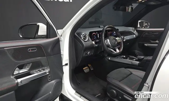 Mercedes-Benz GLB-Class 2022 2.0 автомат (гидро), миниатюра 12