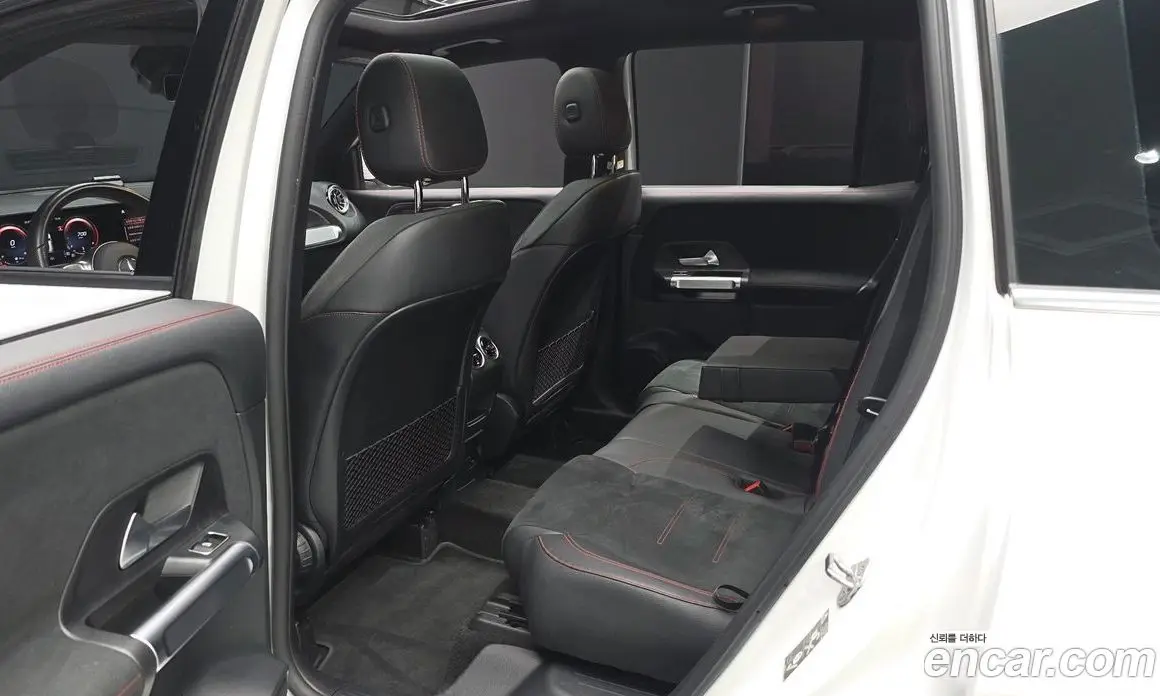 Mercedes-Benz GLB-Class 2022 2.0 автомат (гидро), фото 16